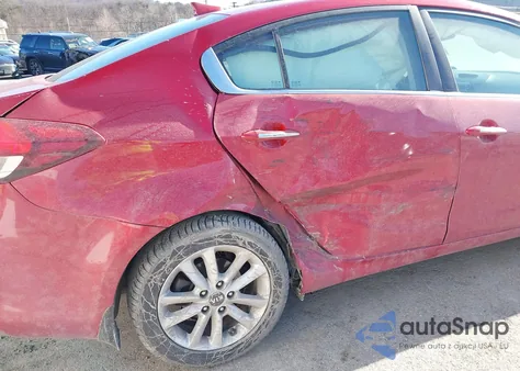 2017 Kia Forte S from USA, damaged, VIN 3KPFL4A77HE034671